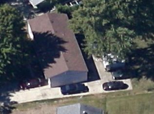 8604 Robandee Ln, Kansas City, MO 64138