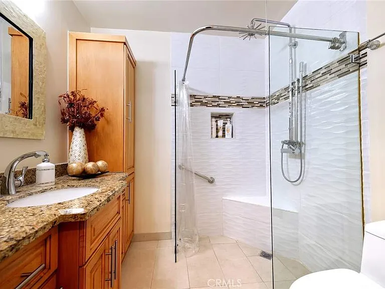 312 N Louise St #108 — Photo 11