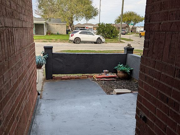 5th image of 1113 Selkirk Dr