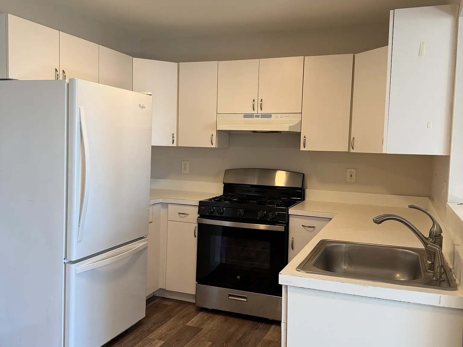 2 bed, $2,495 — Photo 3