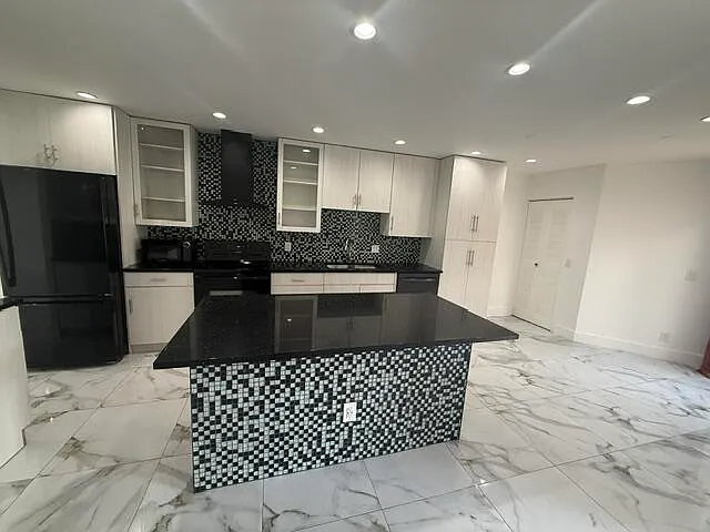 2 bed, 2.5 bath, 1446 sqft, $2,950 — Photo 3
