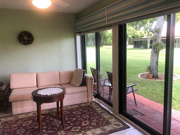 Home For Sale In Palm Chase Lakes