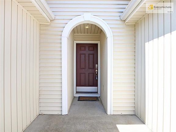 3rd image of 11221 Sortor Dr