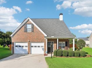 3957 Maple Tree Ct, Loganville, GA 30052