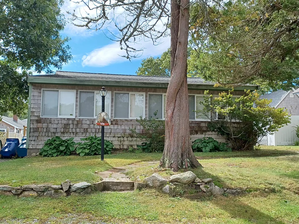 126 Crystal Spring Ave