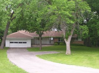 1095 Lakeshore Dr, Ortonville, MN 56278