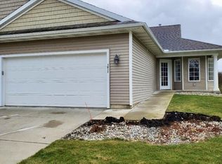 1017 Randy Ln, Saint Johns, MI 48879