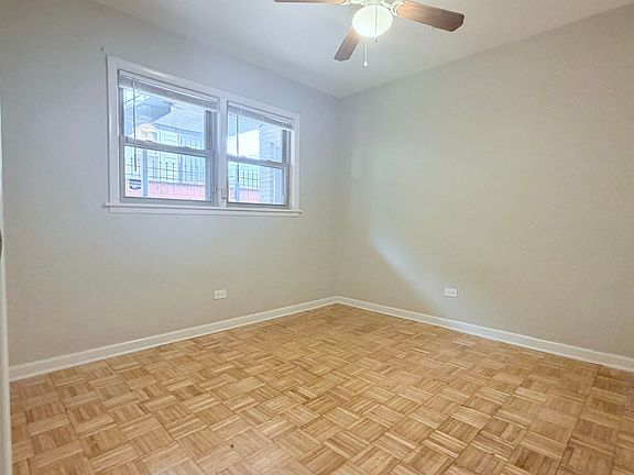 5th image of 4159 W Oakdale Ave APT 1C