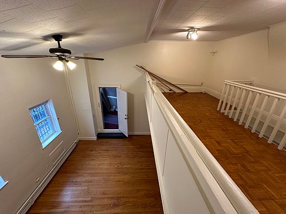 4th image of 2 Symphony Rd APT 2