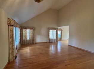 48866 Green Valley Rd, Fremont, CA 94539