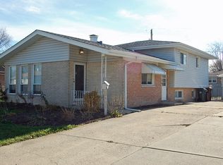 4351 Mann St, Oak Forest, IL