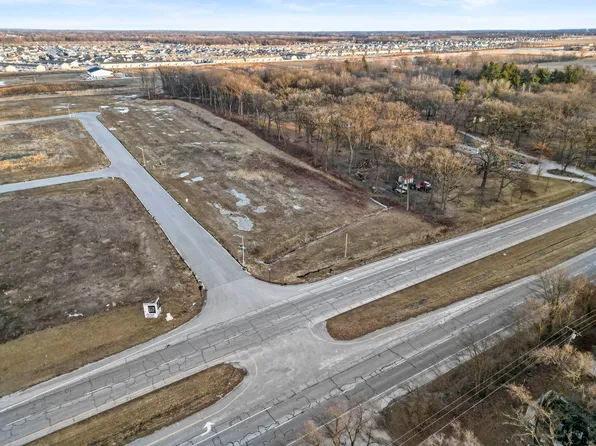 13815 Wicker Ave, Cedar Lake, IN 46303