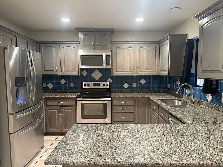 4285 E Mustang Dr — Photo 4
