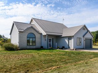 6744 County Road 32, Butler, IN 46721