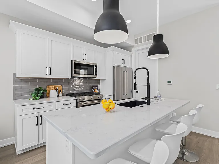 Tienken Trail Lofts — Photo 21