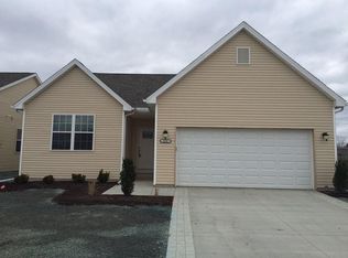 211 Blue Jacket Rd, Perrysburg, OH 43551