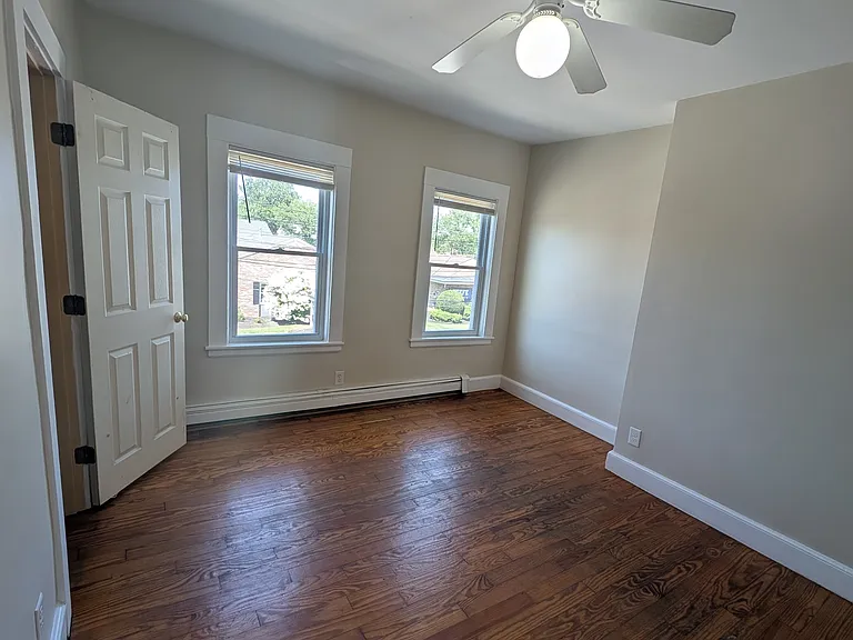 60 W Central St #3 — Photo 9