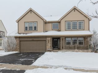 750 Bluebell Ln, Hampshire, IL 60140