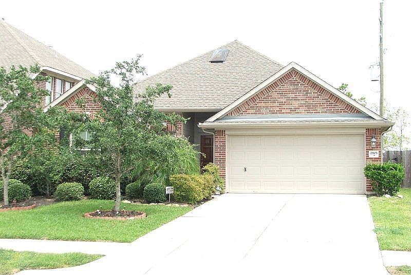 1st image of 2905 Ashbrook Ln