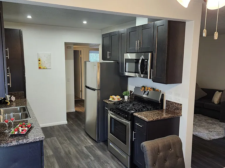 The Timbers Apartments — Photo 12
