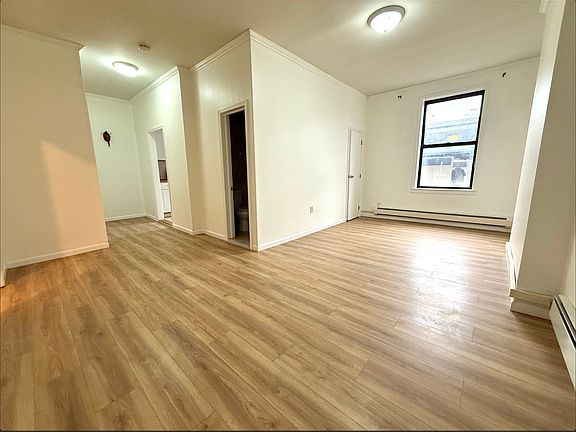 2nd image of 922 Broadway #3