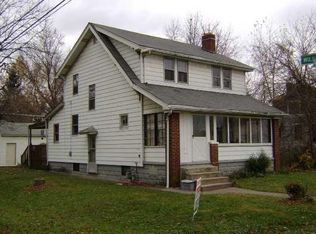 986 Lawrence Dr, Columbus, OH