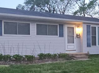 1013 W Madison St, O'Fallon, IL 62269