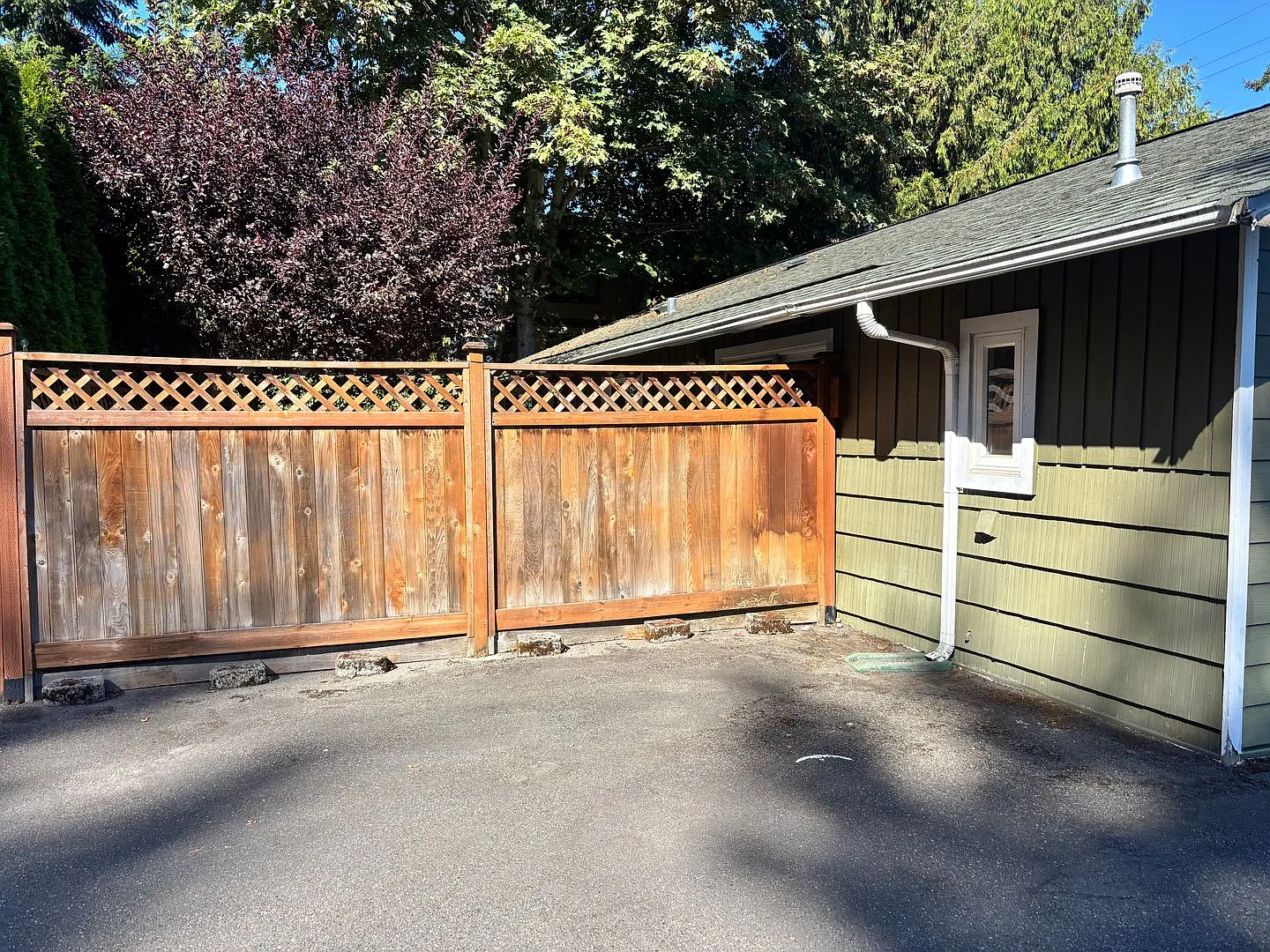Edmonds Home — Photo 3