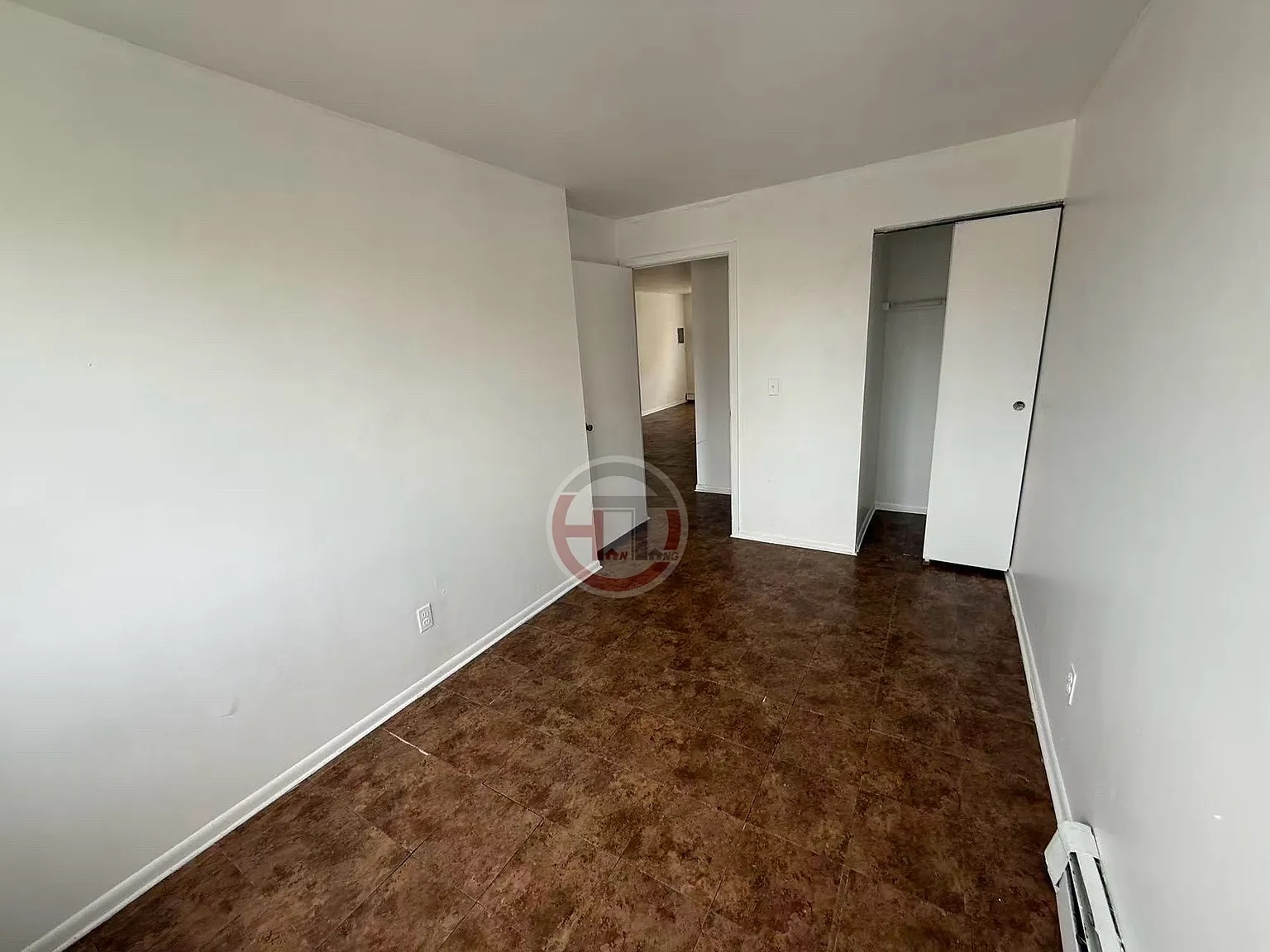 1 bed, 550 sqft, $1,900 — Photo 3