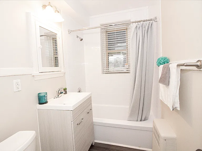 250 Broadway Ave #2 — Photo 9