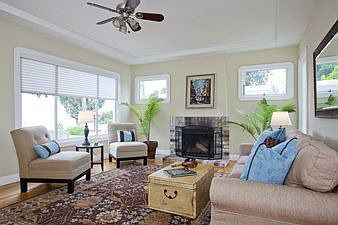 Living Room :: 7814 Crest Avenue