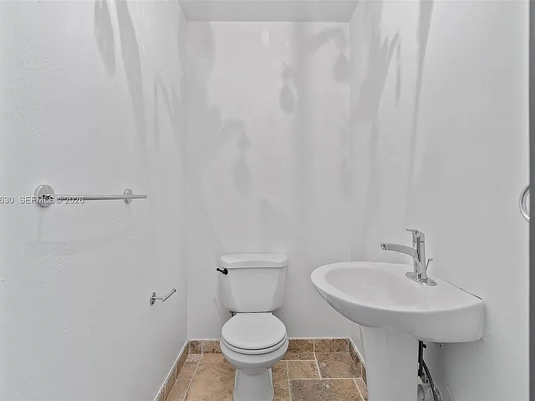 8745 SW 182nd Ter — Photo 13