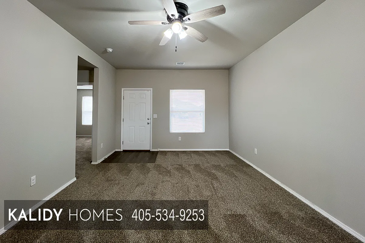 Building Photo - 4301 Driftwood Dr