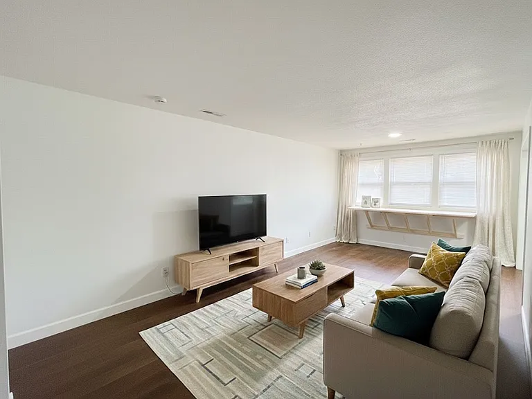 Brickstone Apartments — Photo 14