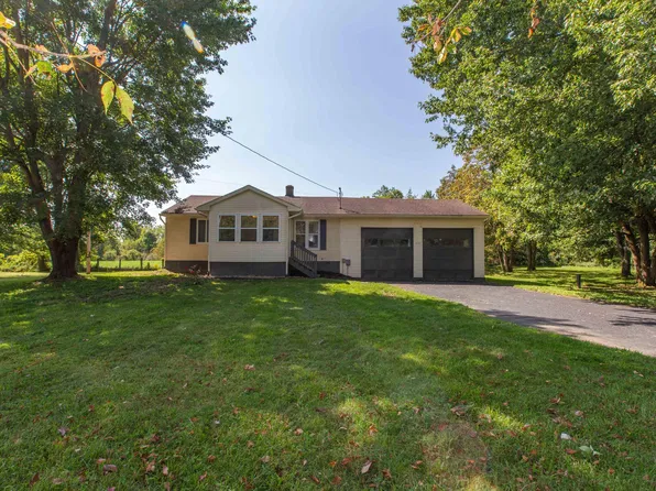 5326 Columbia Rd SW, Pataskala, OH 43062