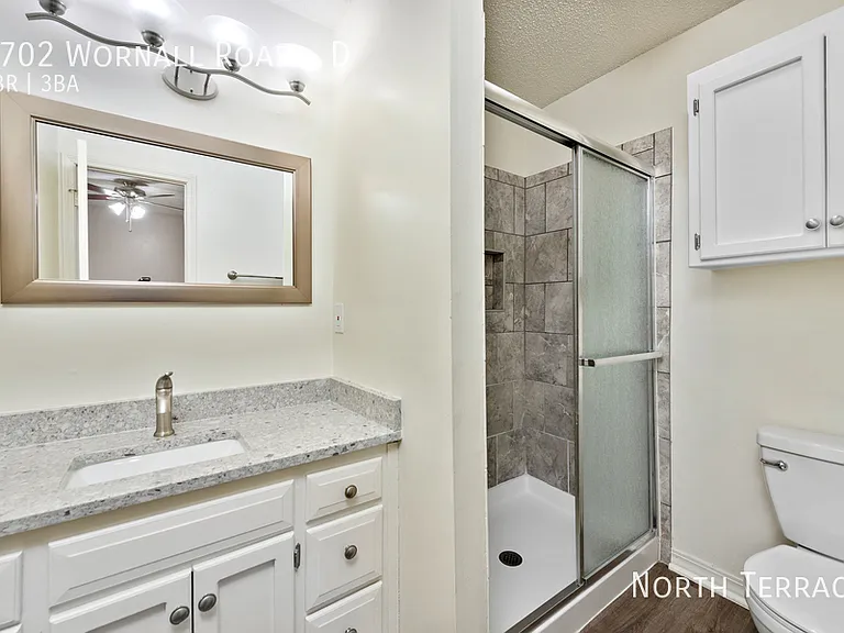 9702 Wornall Rd #D — Photo 14