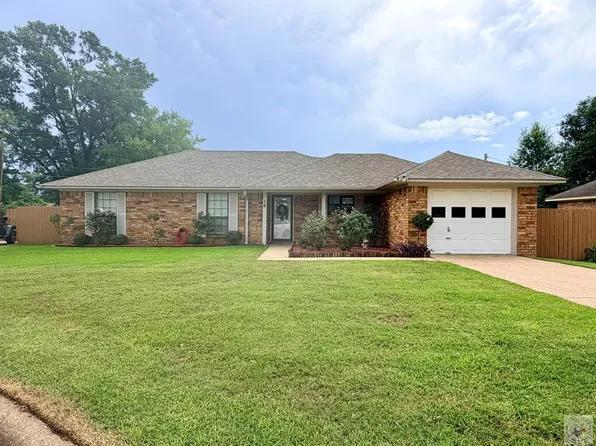 16 Cherokee Trl, Texarkana, AR 71854