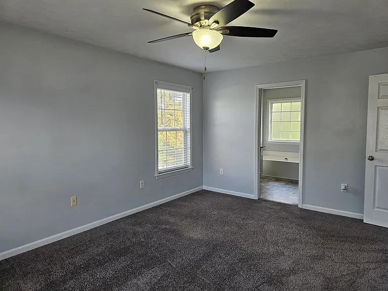 8535 English Saddle Dr — Photo 21