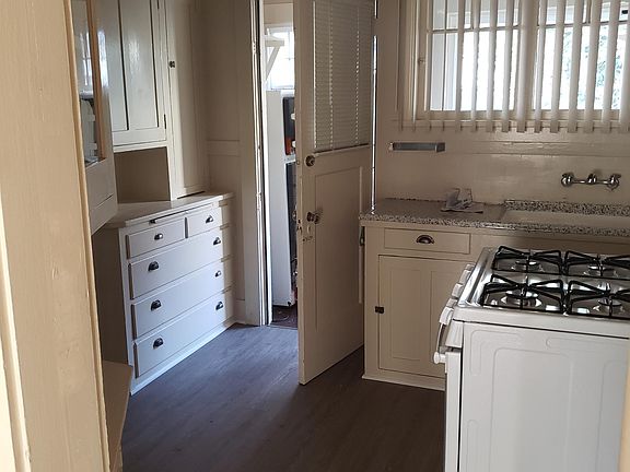 3rd image of 1312 26th St APT B