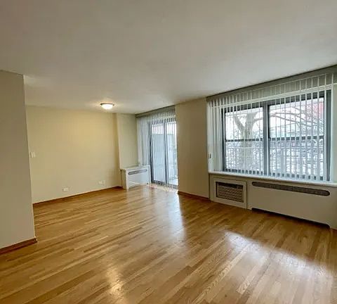 3rd image of 601 Surf Ave APT 1S