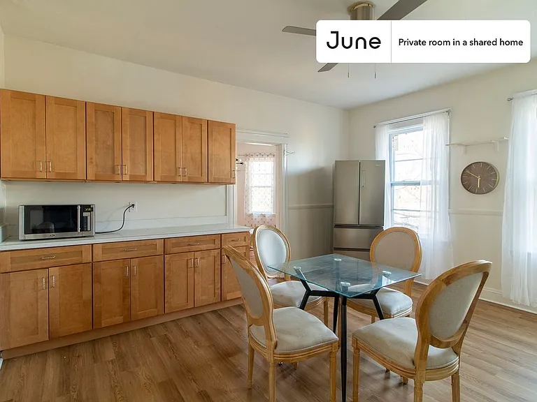 61 Lithgow St #A — Photo 7
