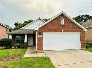 3612 Silverio Trl, Bedford, TX 76021