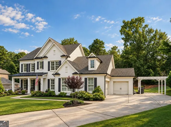 2442 Sunflower Dr, Hoschton, GA 30548