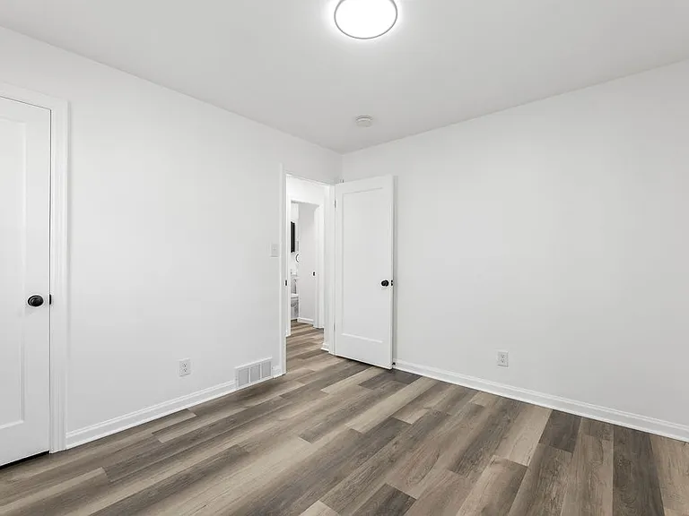 Bedroom #1