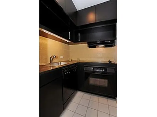 Sold by Citi Habitats | media 10