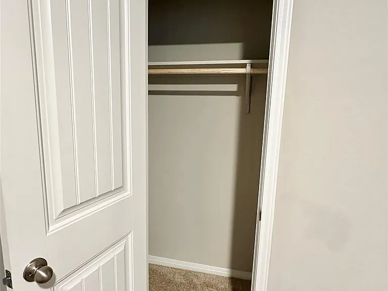216 Windmill Palm Dr — Photo 22