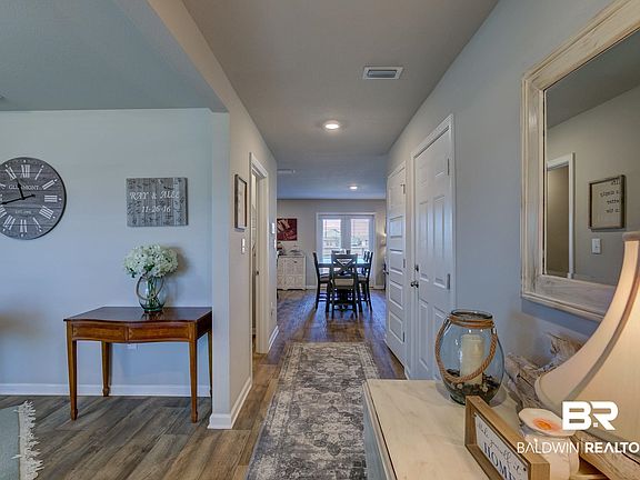 3rd image of 23937 Songbird Dr
