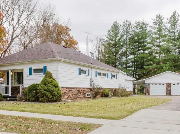 1408 E Saint Louis St, West Frankfort, IL 62896