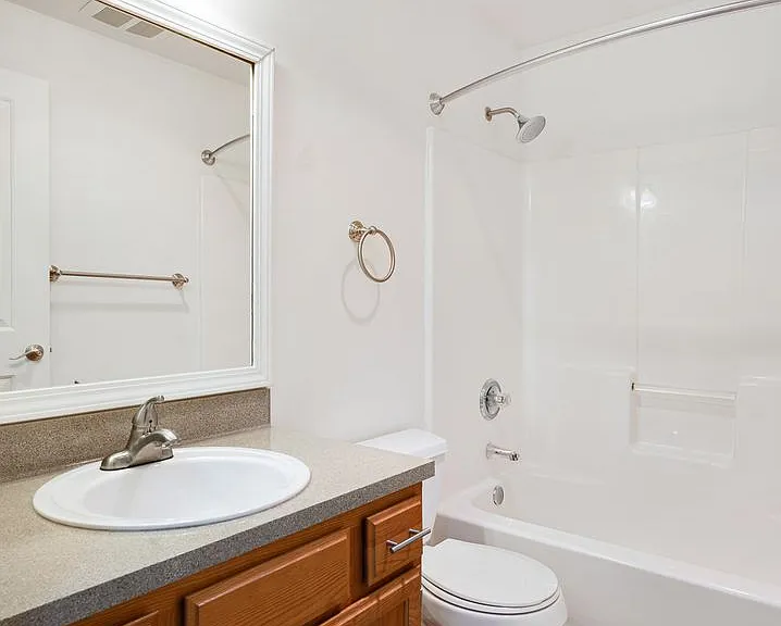 Northlink Apartments — Photo 77