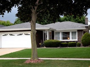 1813 Linden Ave, Park Ridge, IL 60068